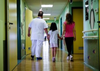 Coronavirus: Randstad Research, in Italia mancano medici per emergenza 