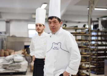 Coronavirus: Fiasconaro, colomba in dono a medici e infermieri