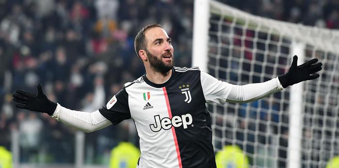 ++ Coronavirus: Higuain lascia isolamento, va in Argentina ++