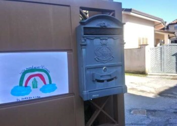 Coronavirus,messaggi bimbi a Forte Marmi