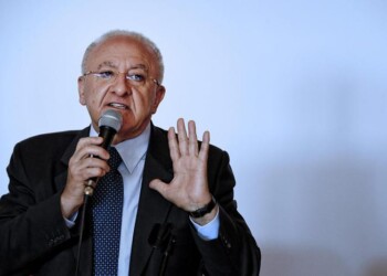 De Luca a Conte, fermare esodo verso Sud