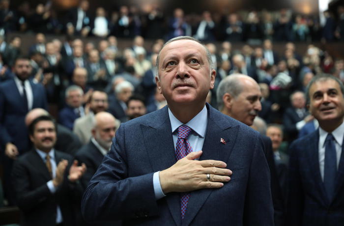 Erdogan, ho rifiutato un miliardo da Ue
