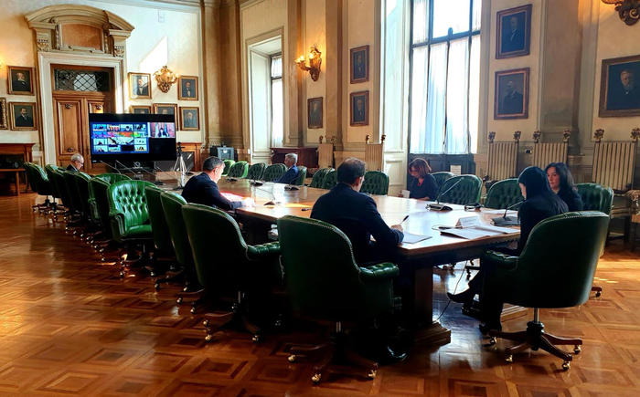 FdI, Azzolina come Ponzio Pilato