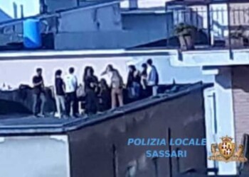 Festa in terrazzo, 16 studenti denunciati
