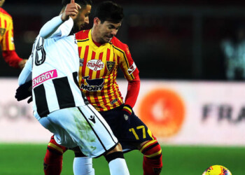 Lecce: ripresa allenamenti, rientra Farias
