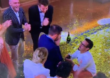 MasterChef, Lorenzon vince e chiede al compagno di sposarlo 