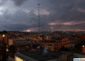 Meteo ROMA: PIOGGE e TEMPORALI venerdì, seguiranno schiarite sempre più ampie