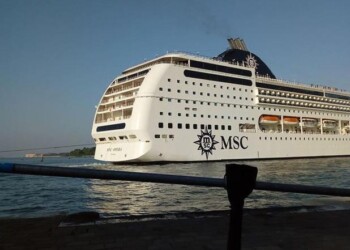 Msc Opera: 16 positivi, anche un medico