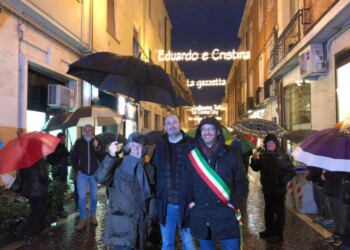 Pesaro riaccende via luci opere Rossini