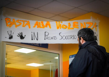 Rapina Napoli: solidarietà in ospedale