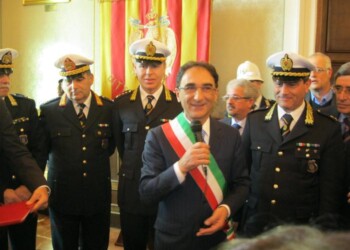 Sindaco Catanzaro, cimiteri chiusi