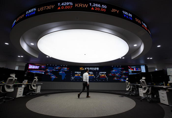 Spread Btp-Bund in picchiata a 158 punti