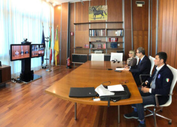 Stretta Sicilia, negozi chiusi domenica