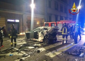 Suv su taxi a Bologna, morto tassista