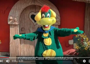 Anche “Prezzemolo” – la conosciutissima mascotte di Gardaland rispetta le regole e resta a casa