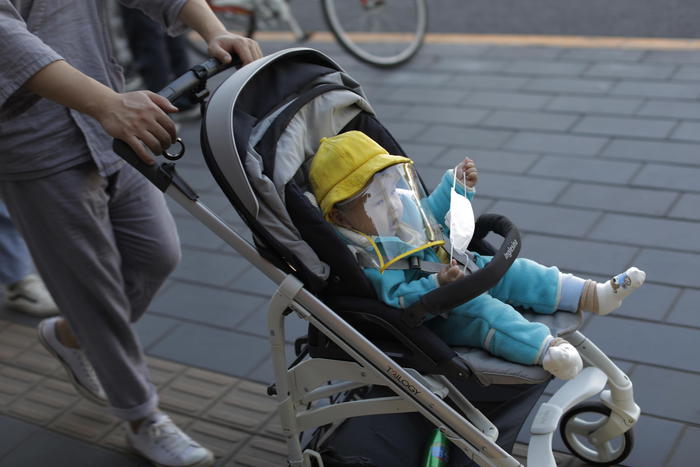 A Milano pochi negozi bebè aperti