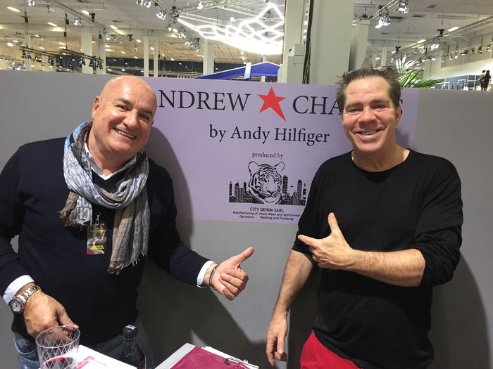 Abbigliamento sequestrato, legale ‘non era contraffatto’