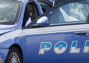 Aggredisce compagna e la figlia di 3 mesi, arrestato a Roma