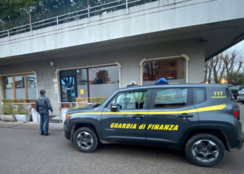 Badante picchiava assistito, gdf sequestra 20 immobili