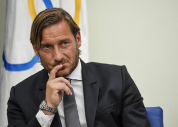 Calcio:Roma; Totti, finché c’è Pallotta non torno a Trigoria