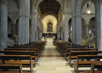 Cet, politica rispetti ragioni fede