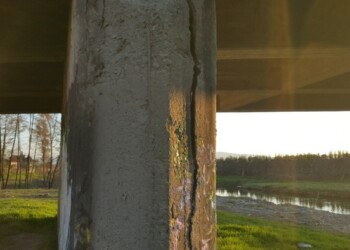 Chiuso ponte a Pistoia, pilone lesionato