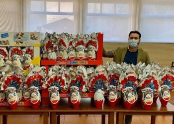 Comune Muros dona 150 uova cioccolato