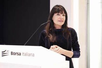 Coronavirus: Borsa Italiana, cambiare cultura e organizzazione per smart working efficace 