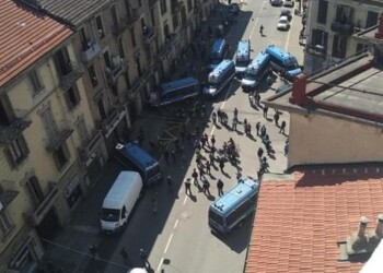 Coronavirus: raduno anarchici a Torino, interviene polizia