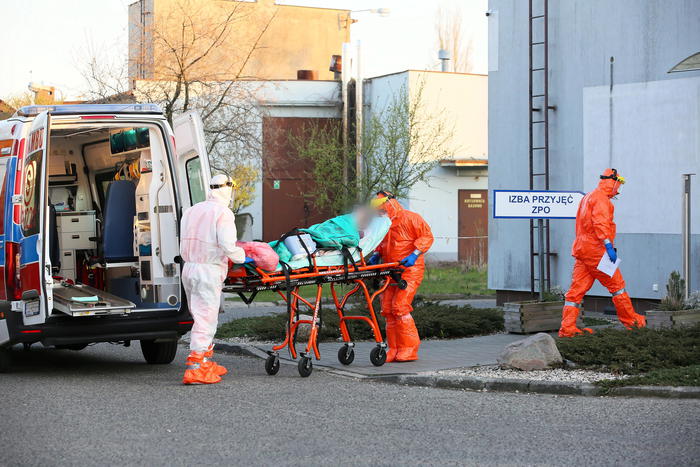 Covid-19, oltre 170.000 morti nel mondo