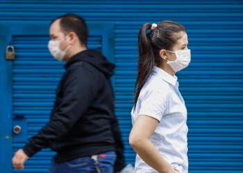 Covid: in calo nuovi casi, 23 decessi