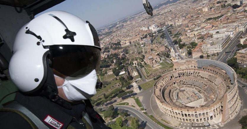 Dal bonus vacanze al tax credit, alla Campagna «Viaggio in Italia» il piano del governo per il turismo estivo