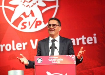 +++ Fase 2: Svp minaccia ritiro collaborazione con governo +++