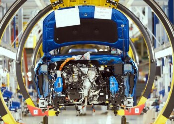 Fca: lo stabilimento di Melfi riparte
