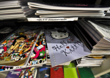 Fiori e quaderni, sì vendite in alimentari