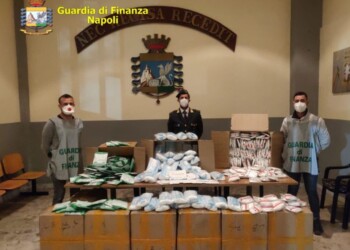 Gdf sequestra 116mila mascherine