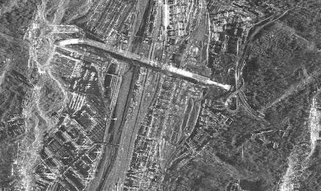 Il ponte di Genova fotografato dallo spazio