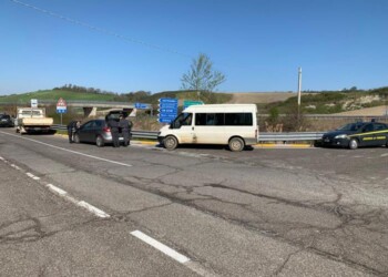 In dodici su due furgoni, multati Gdf