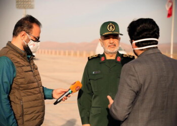 Iran, pronti ad attaccare navi Usa