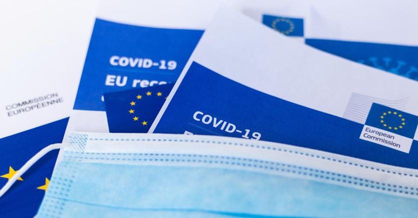 Maggioranza ai ferri corti sul Mes, i Cinque Stelle frenano il Pd