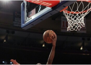 Nba e giocatori trattano sui tagli agli ingaggi