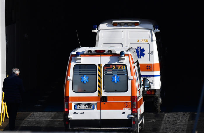 Ok a nave ospedale per anziani a Trieste