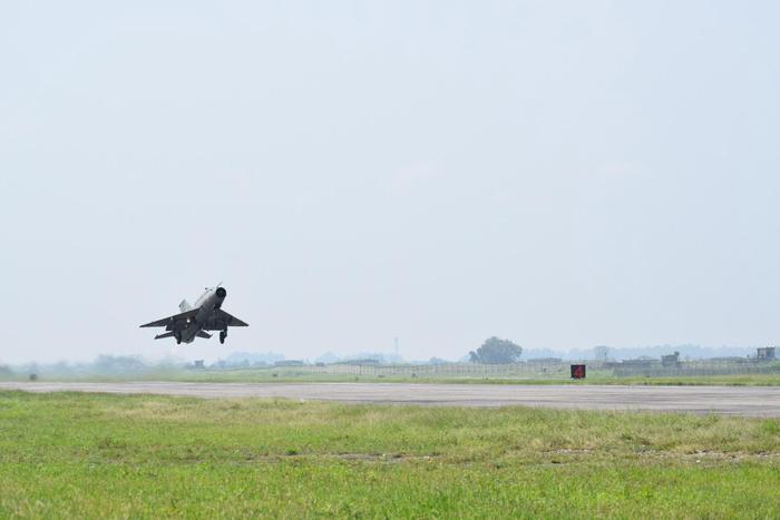 Pakistan:precipita jet militare, 2 morti