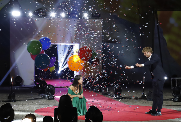 Paola Di Benedetto vince Gf Vip e dona premio Protezione Civile