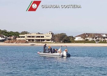 Pesca: sequestrata rete 800 mt posizionata a 50 mt battigia