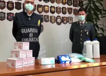 Rincari fino a 800% su Dpi, 5 denunce