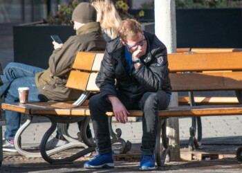 “Caro Presidente Conte,milioni di italiani per sopravvivere,lavorano in nero. A loro chi pensa”?