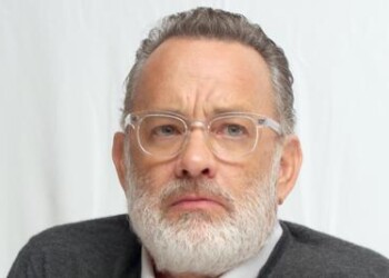 Tom Hanks scrive a bimbo bullizzato perché si chiama Corona 