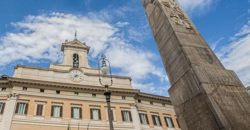 Upb, crollo del Pil: -15% nel primo semestre. Esplode la Cig