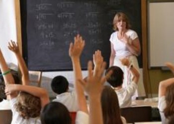 Scuola pubblica e diritto al lavoro, il perché i docenti precari si ribellano alla politica e ai sindacati